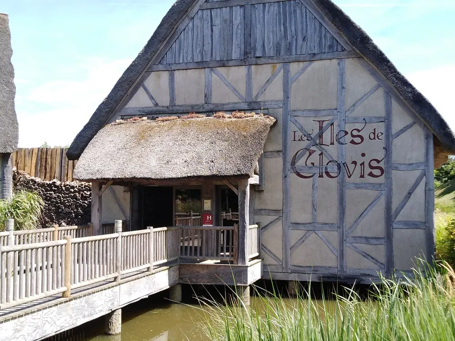 Les Îles de Clovis, au Puy du Fou
